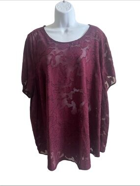 Torrid 4x Floral lace Short Sleeve Top - Burgundy